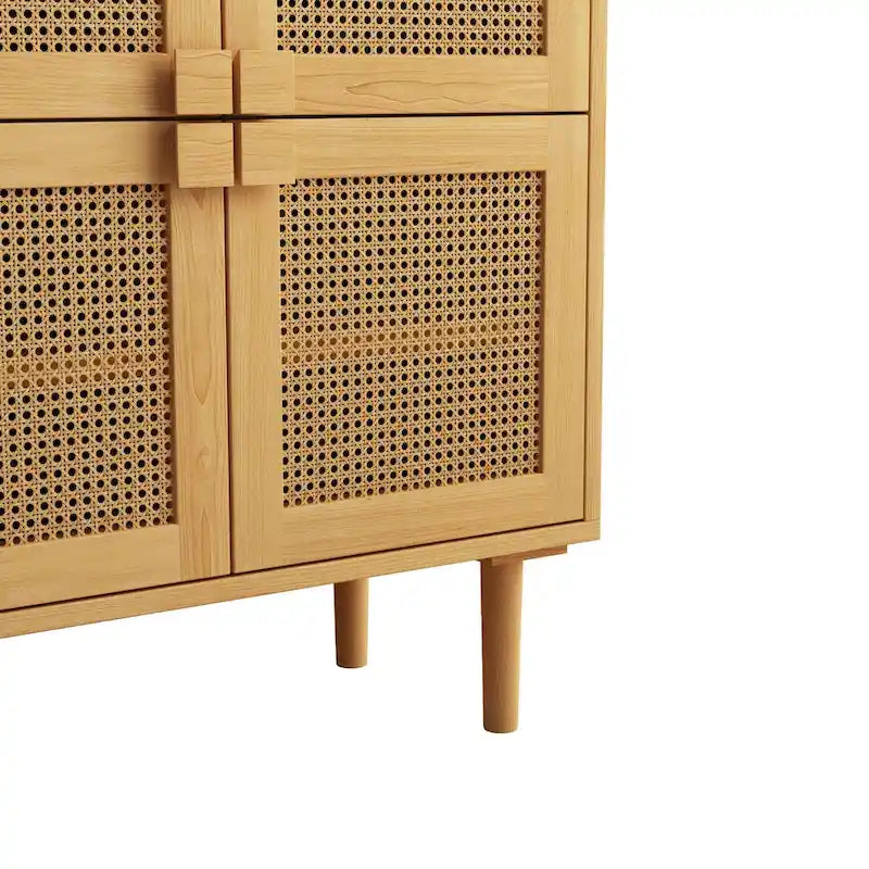Modernes Sideboard mit 4 Türen und Rattan-Geflecht