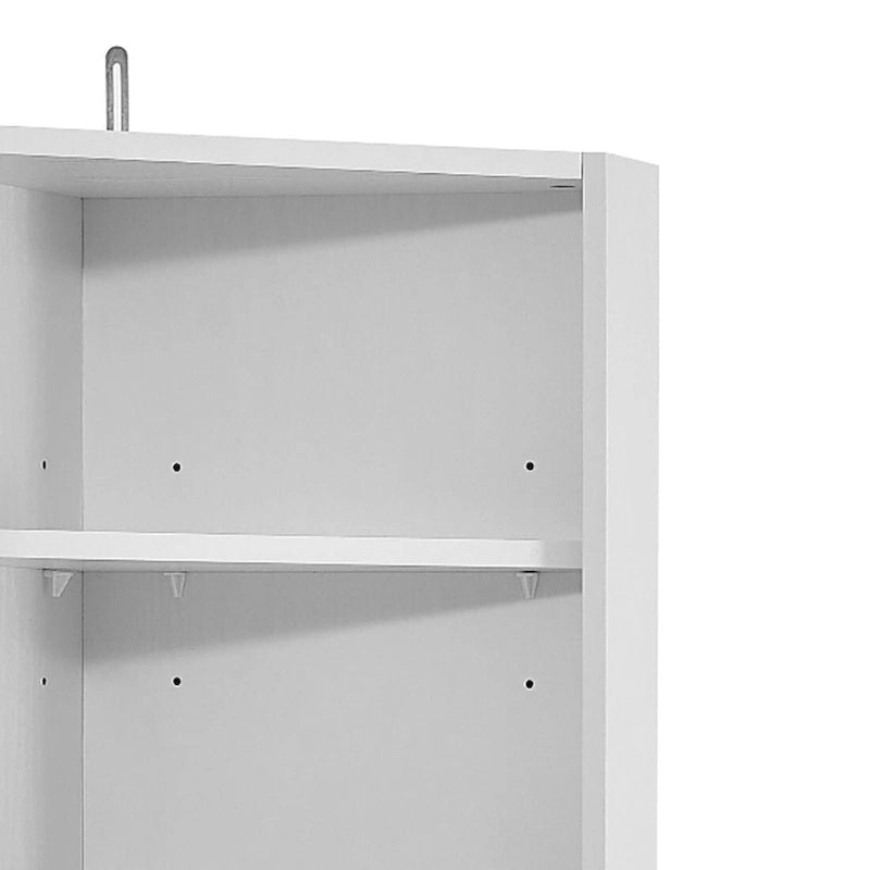 Moderner Bad Hochschrank aus Holz mit Metallelementen