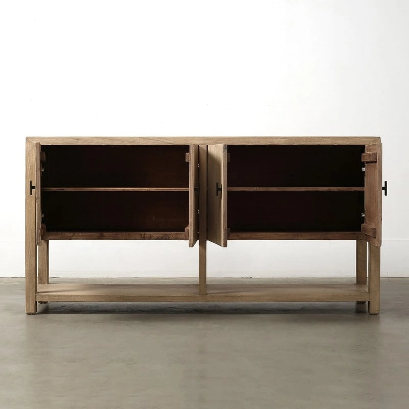 Ca. 170 cm langes Sideboard mit vier Türen und Einlegeboden in naturbelassener Used-Optik