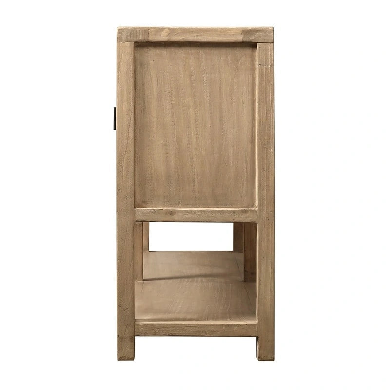Ca. 170 cm langes Sideboard mit vier Türen und Einlegeboden in naturbelassener Used-Optik